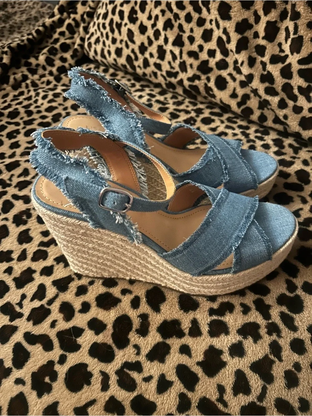 Comfortable Denim Crisscross Espadrille Wedge Sandals - Blue